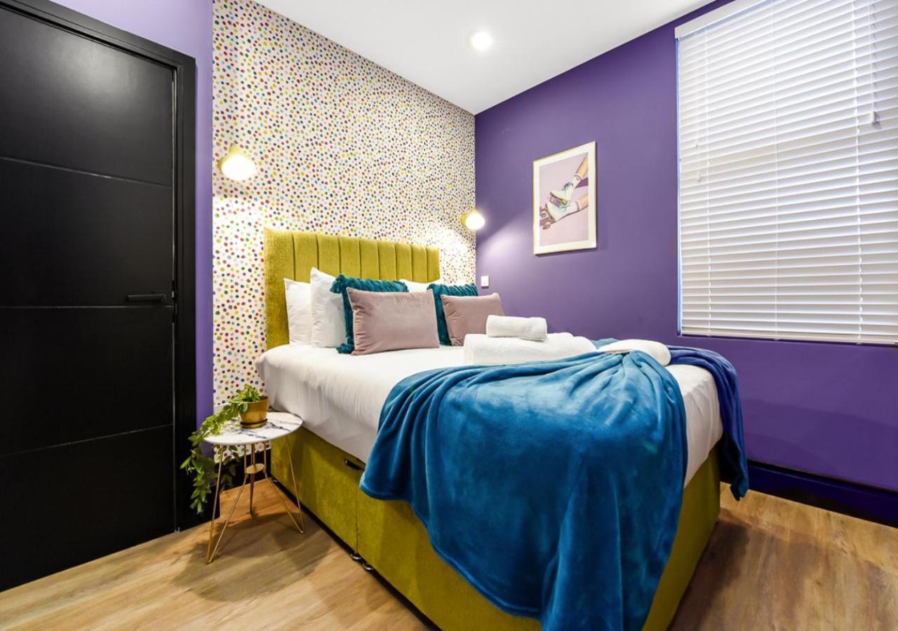 Bright & Colourful House - Best For A Large Groups ลอนดอน ภายนอก รูปภาพ